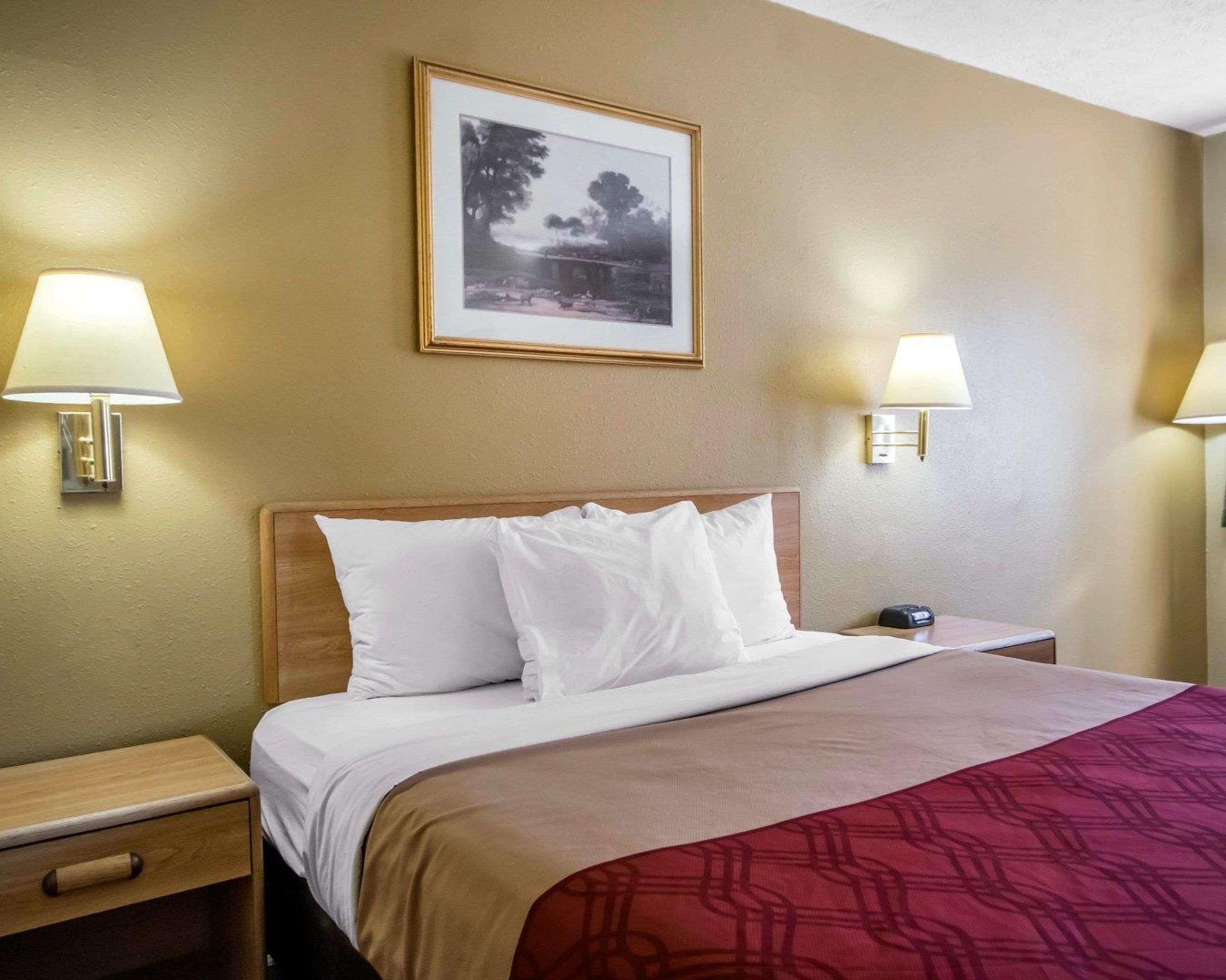 Econo Lodge Erlanger - Cincinnati Airport Exterior foto
