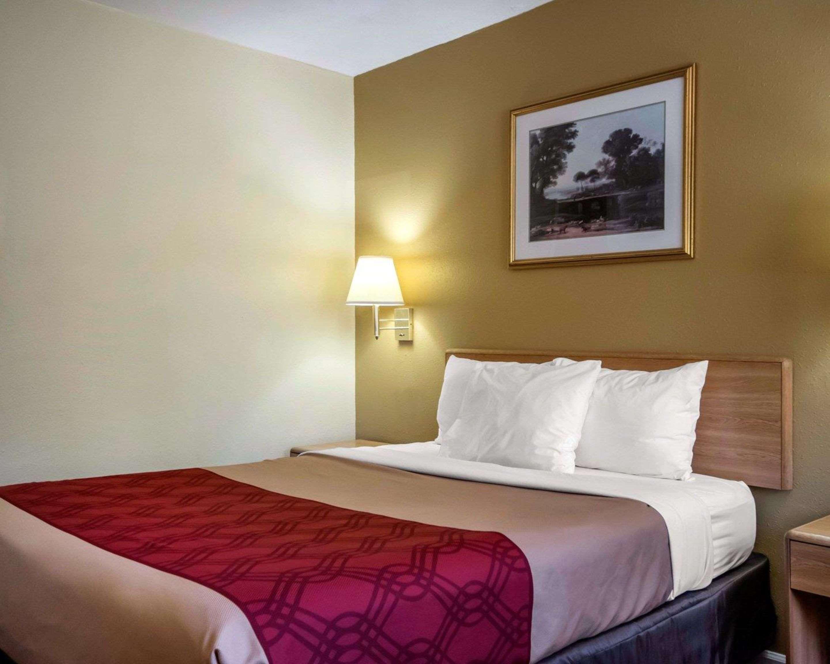 Econo Lodge Erlanger - Cincinnati Airport Exterior foto