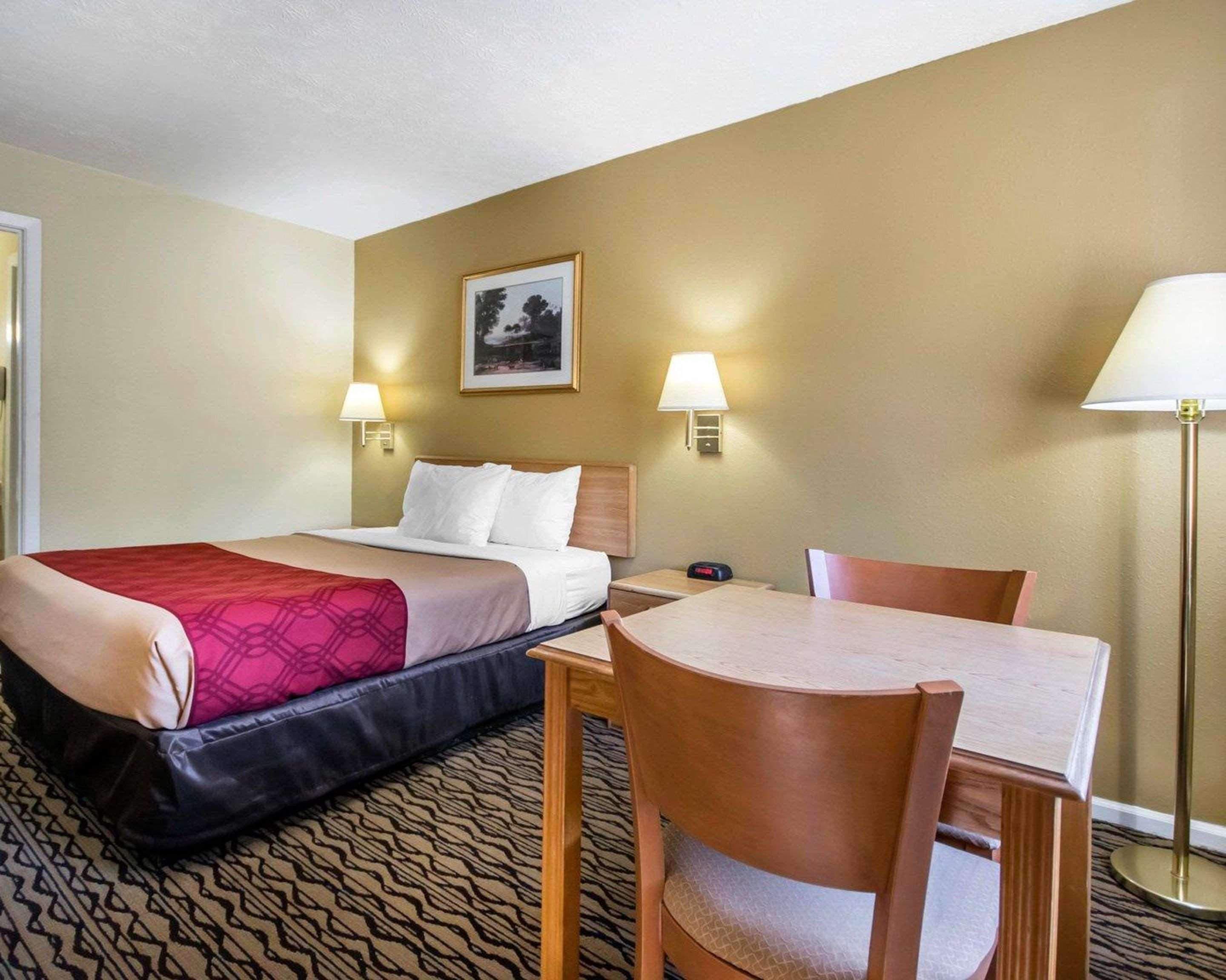 Econo Lodge Erlanger - Cincinnati Airport Exterior foto